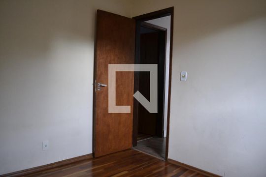 Suíte de apartamento à venda com 2 quartos, 100m² em Jardim Stella, Santo André