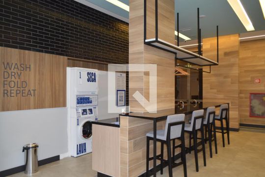 Lavanderia de kitnet/studio para alugar com 1 quarto, 83m² em Ipiranga, São Paulo
