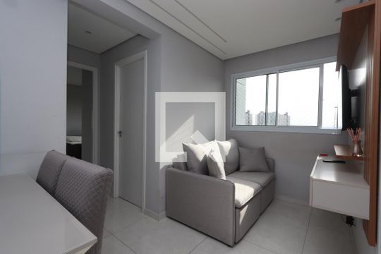 Apartamento à venda com 2 quartos, 34m² em Vila Tolstoi, São Paulo