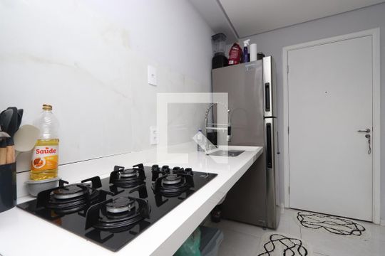 Cozinha de apartamento à venda com 2 quartos, 34m² em Vila Tolstoi, São Paulo