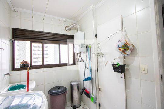 Área de serviço de apartamento à venda com 3 quartos, 141m² em Vila Assunção, Santo André