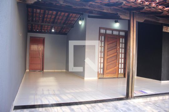 Quintal de casa para alugar com 4 quartos, 167m² em Eldorado, Contagem