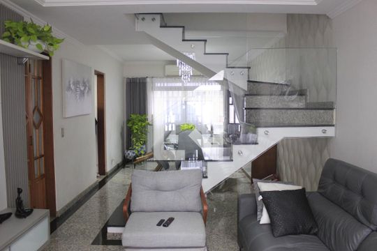 Sala de casa de condomínio à venda com 3 quartos, 166m² em Jardim Gopouva, Guarulhos