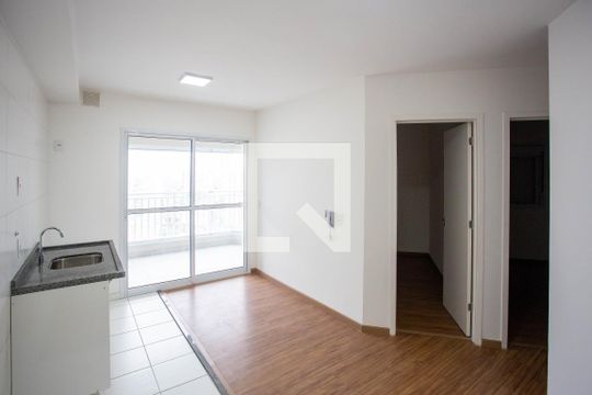 Apartamento à venda com 2 quartos, 45m² em Centro, Diadema