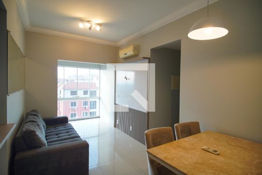 Sala de apartamento à venda com 2 quartos, 61m² em Sarandi, Porto Alegre