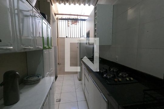 Cozinha de casa à venda com 2 quartos, 90m² em Centro, Betim