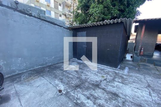 Quintal - Entrada de casa à venda com 4 quartos, 350m² em Freguesia (jacarepaguá), Rio de Janeiro