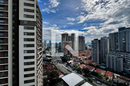 Vista de kitnet/studio para alugar com 1 quarto, 27m² em Jardim das Acacias, São Paulo