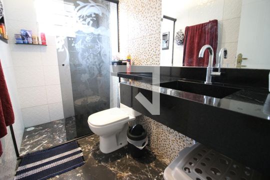 Banheiro da Suíte 1 de casa à venda com 3 quartos, 400m² em Novo Osasco, Osasco