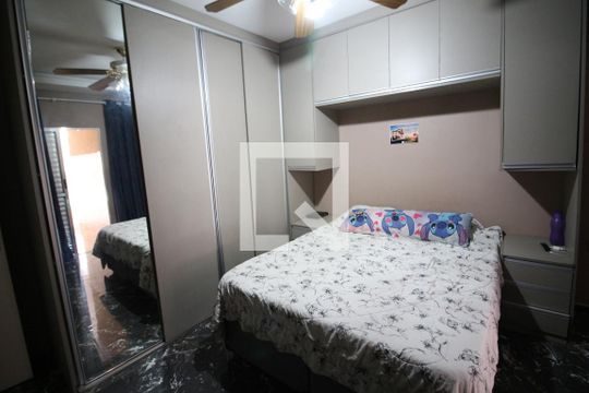 Suíte 1 de casa à venda com 3 quartos, 400m² em Novo Osasco, Osasco