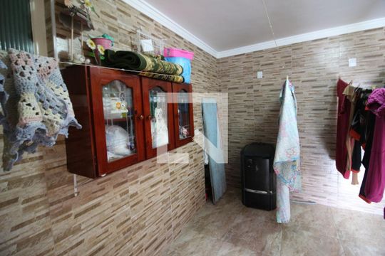 Área de Serviço de casa à venda com 3 quartos, 400m² em Novo Osasco, Osasco