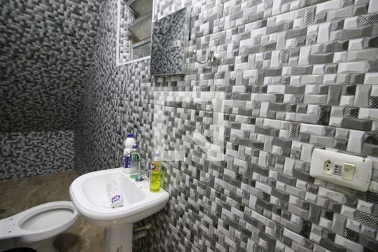 Banheiro 3 de casa à venda com 3 quartos, 400m² em Novo Osasco, Osasco