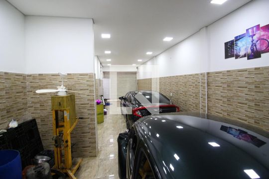 Garagem de casa à venda com 3 quartos, 400m² em Novo Osasco, Osasco