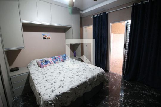 Suíte 1 de casa à venda com 3 quartos, 400m² em Novo Osasco, Osasco