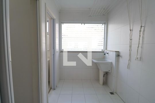 Área de Serviço de apartamento para alugar com 4 quartos, 196m² em Barra Funda, Guarujá