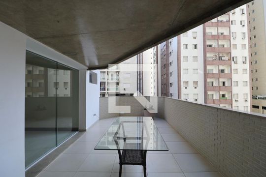 Varanda de apartamento para alugar com 4 quartos, 196m² em Barra Funda, Guarujá