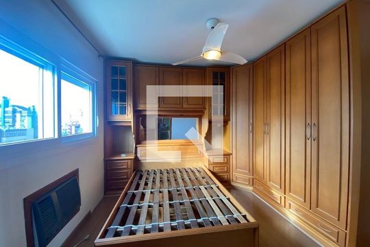Quarto Suíte de apartamento à venda com 4 quartos, 110m² em Centro, Canoas