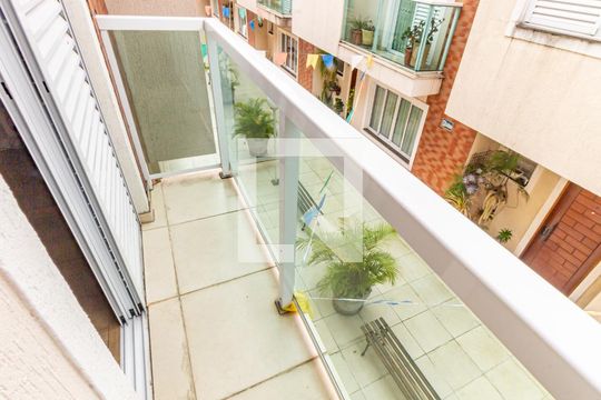 Suíte - Varanda de casa de condomínio à venda com 3 quartos, 192m² em Vila Invernada, São Paulo