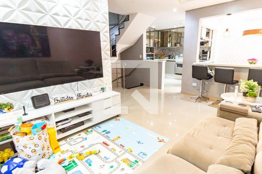 Sala de casa de condomínio à venda com 3 quartos, 192m² em Vila Invernada, São Paulo