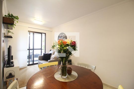 Sala de apartamento à venda com 3 quartos, 70m² em Vila Andrade, São Paulo