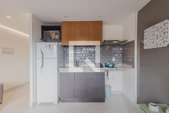 Cozinha de apartamento à venda com 2 quartos, 58m² em Cerqueira César, São Paulo