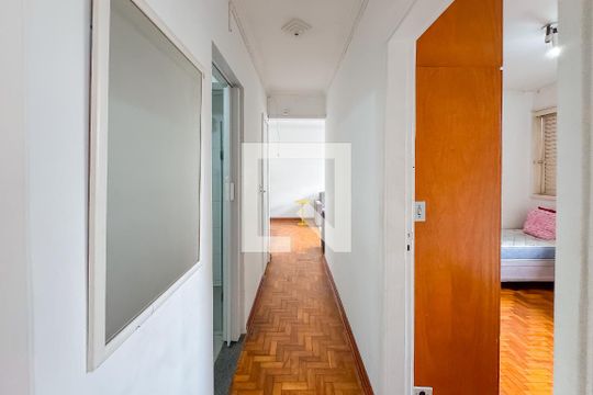 Corredor de apartamento para alugar com 2 quartos, 68m² em Vila Mariana, São Paulo