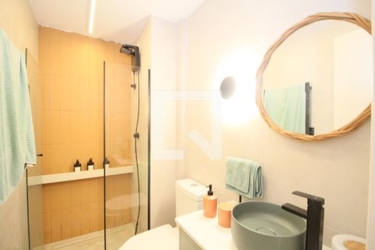 Banheiro de kitnet/studio à venda com 1 quarto, 35m² em Jardim Mirante, São Paulo