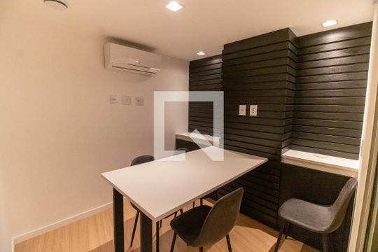 Área comum de kitnet/studio para alugar com 1 quarto, 24m² em Boa Viagem, Niterói