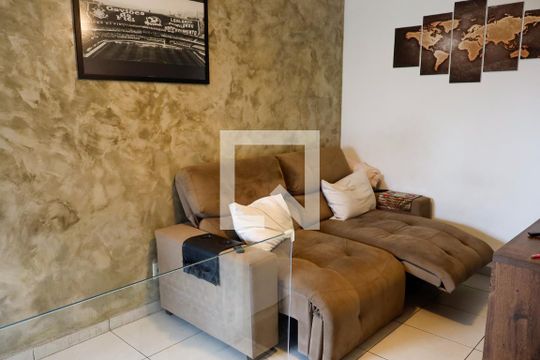 Sala de apartamento para alugar com 2 quartos, 94m² em Santa Maria, Osasco