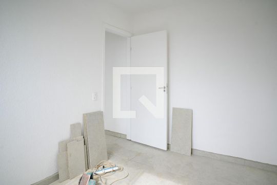 Quarto 2 de apartamento para alugar com 2 quartos, 44m² em Jardim Sao Saverio, São Paulo