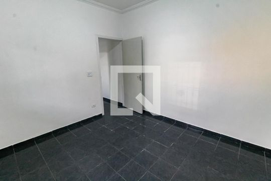 Quarto 1 de casa para alugar com 2 quartos, 70m² em Jardim Helena, Taboão da Serra