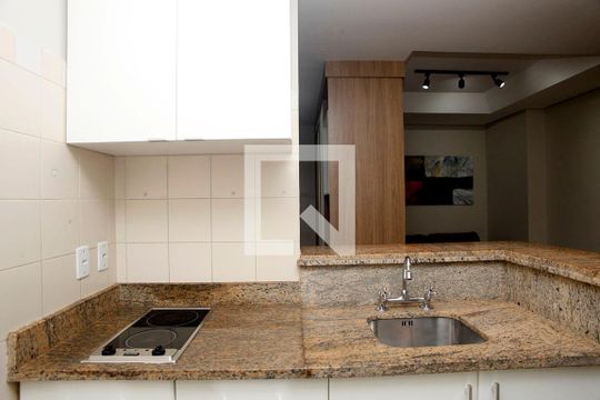 Cozinha de kitnet/studio à venda com 1 quarto, 38m² em Floresta, Porto Alegre