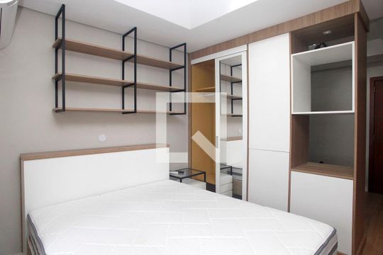 Studio  de kitnet/studio à venda com 1 quarto, 38m² em Floresta, Porto Alegre