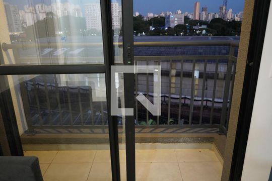Sacada de apartamento para alugar com 2 quartos, 38m² em Belenzinho, São Paulo