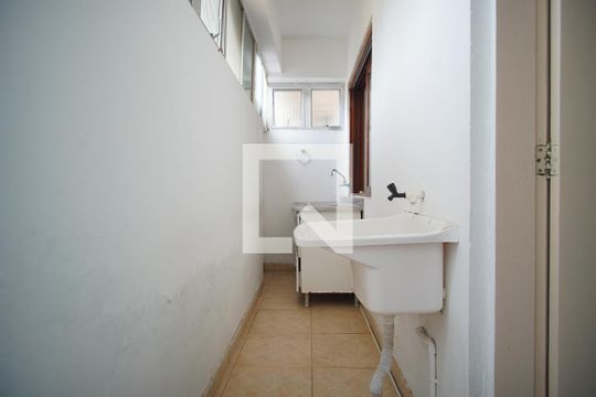 Área de Serviço de casa à venda com 5 quartos, 345m² em Higienópolis, Porto Alegre