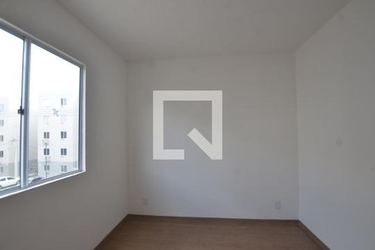 Quarto 2 de apartamento para alugar com 2 quartos, 50m² em Guaratiba, Rio de Janeiro