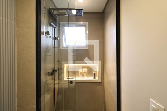 Banheiro de apartamento à venda com 3 quartos, 91m² em Vila Assunção, Santo André