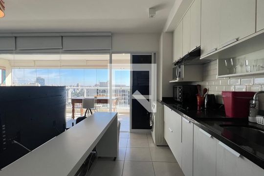 Cozinha de kitnet/studio à venda com 1 quarto, 57m² em Pinheiros, São Paulo