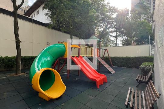 Playground de kitnet/studio à venda com 1 quarto, 57m² em Pinheiros, São Paulo