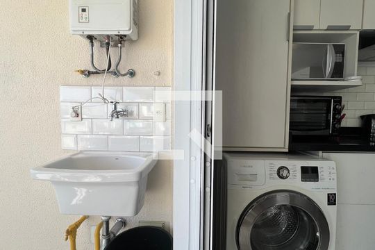 Área de Serviço de kitnet/studio à venda com 1 quarto, 57m² em Pinheiros, São Paulo