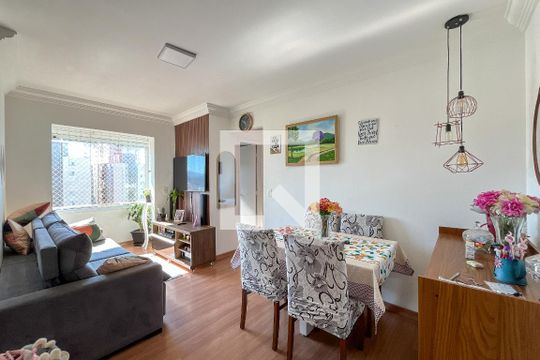 Sala de apartamento à venda com 2 quartos, 49m² em Vila Palmeiras, São Paulo
