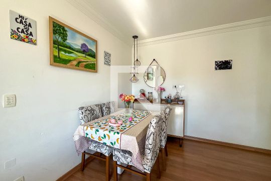 Sala de apartamento à venda com 2 quartos, 49m² em Vila Palmeiras, São Paulo
