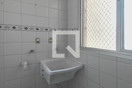 Lavanderia de apartamento à venda com 3 quartos, 66m² em Vila Gumercindo, São Paulo