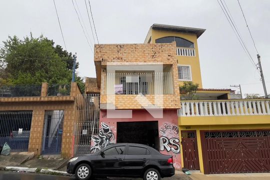 Fachada de casa à venda com 2 quartos, 147m² em Jardim Piratininga, São Paulo