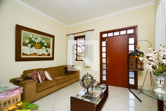 Casa à venda com 3 quartos, 550m² em Colégio Batista, Belo Horizonte