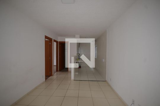 Sala de apartamento para alugar com 2 quartos, 45m² em Guaratiba, Rio de Janeiro