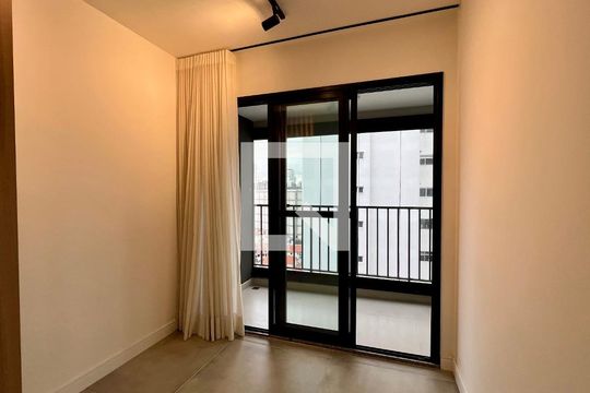 Kitnet/Studio para alugar com 1 quarto, 30m² em Pinheiros, São Paulo