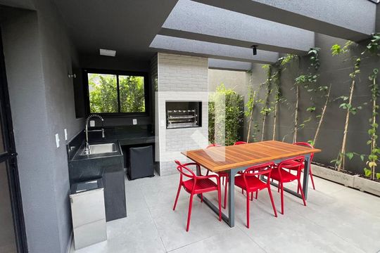 Área comum de kitnet/studio para alugar com 1 quarto, 30m² em Pinheiros, São Paulo