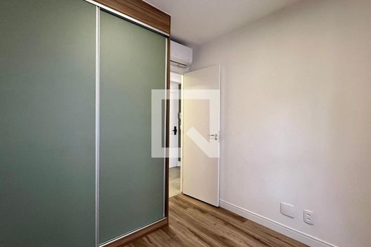 Quarto de kitnet/studio para alugar com 1 quarto, 30m² em Pinheiros, São Paulo