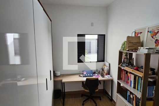 Quarto de casa de condomínio para alugar com 3 quartos, 118m² em Jardim Eucaliptos
, Sorocaba
